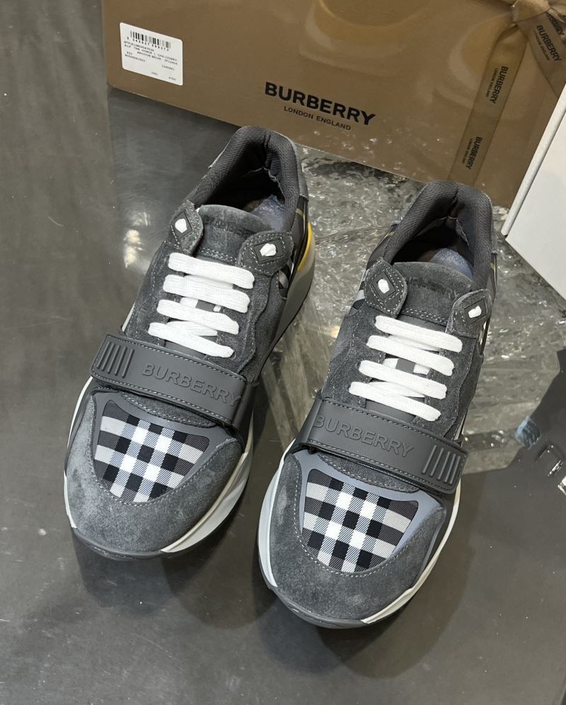 Burberry Low Shoes